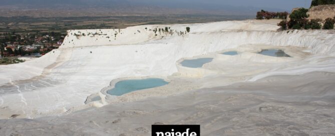 Chico em Pamukkale Turquia em 201