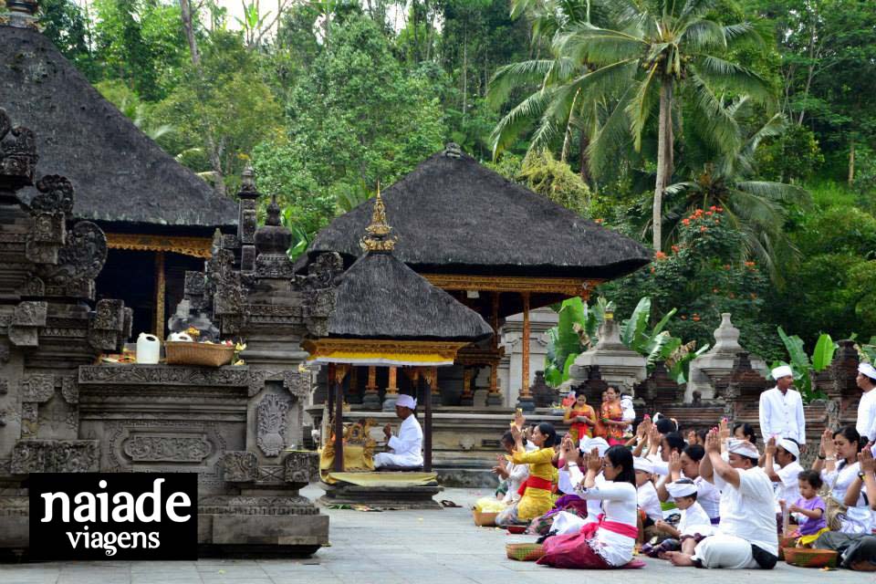 2014-indonesia-gab-e-eline-ubud-02-tirta-empul-tampak-siring