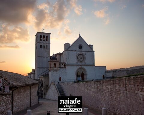 Basílica de São Francisco em Assis by Naiade PB