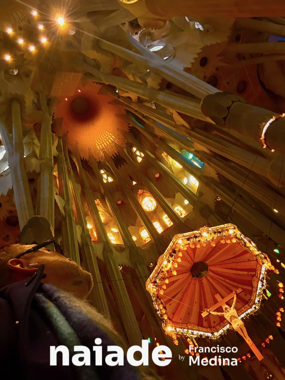 Chico da Naiade no Interior da Sagrada Familia em 2026