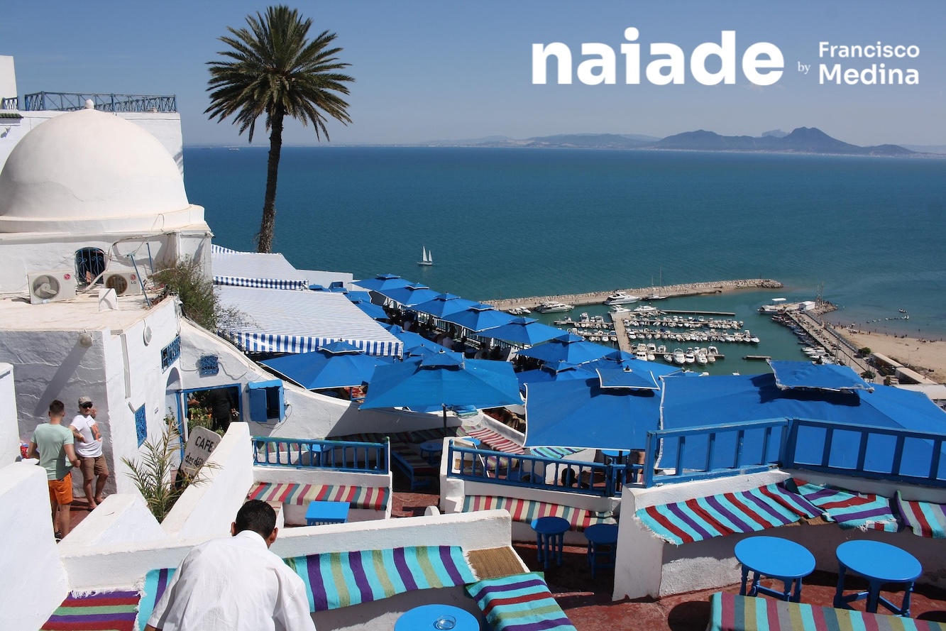 Café des Délices em Sidi Bou Said Tunísia by Naiade PB