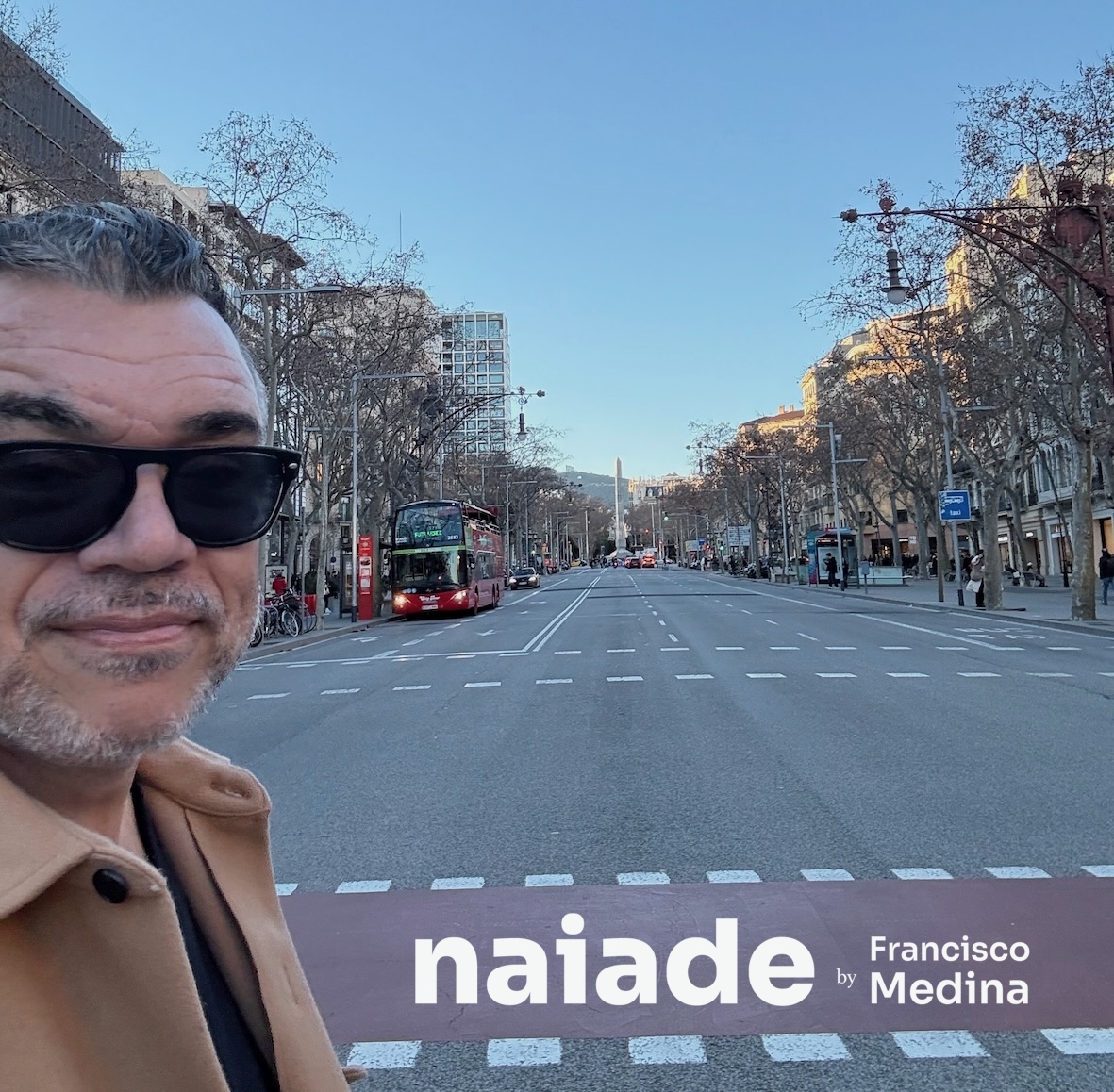 Chico da Naiade na Avenida Passeig de Gràcia Barcelona 2026