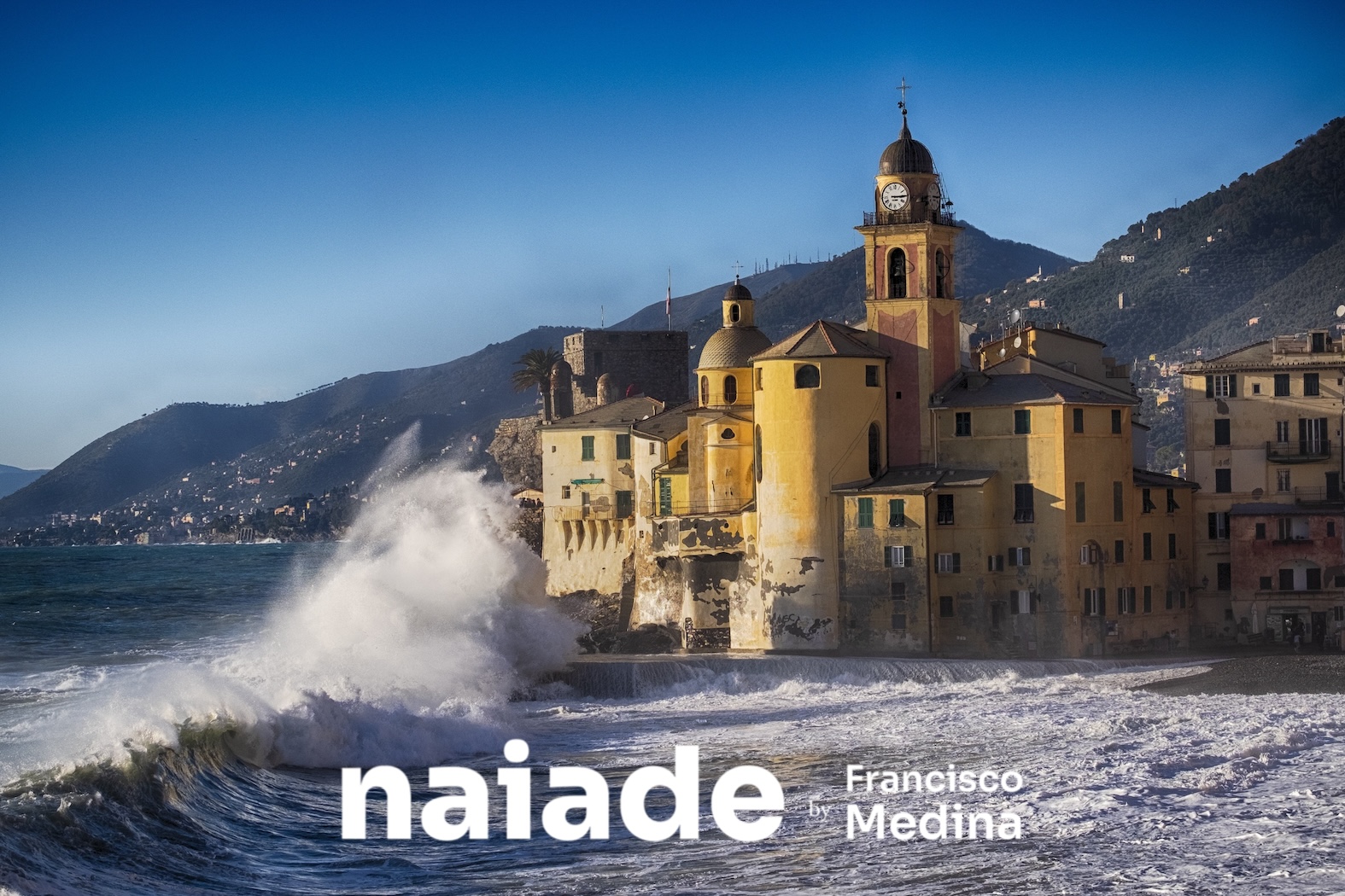 Basílica de Santa Maria Assunta em Camogli Italia by Naiade PB