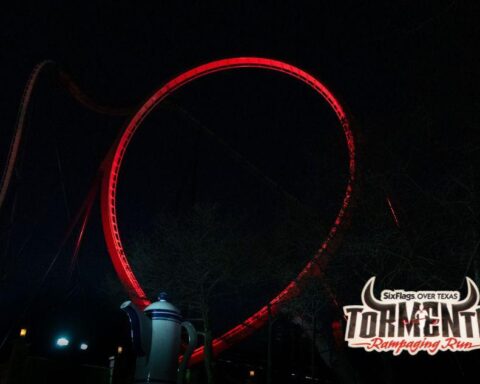 Montanha Russa Tormenta SixFlags Over Texas by Naiade OF